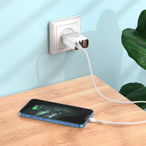 Adaptador de red Hoco C100A, 20 W, Quick Charge, Power Delivery (PD), blanco, con LCD, 2 puertos, #6931474769800 Vista previa  3